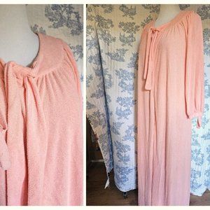 Size L to XL Vintage 1970s Leisure Lady Terry Zip Front Robe